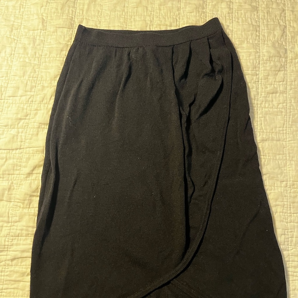 St. John’s great classic timeless goes with everything black knit skirt